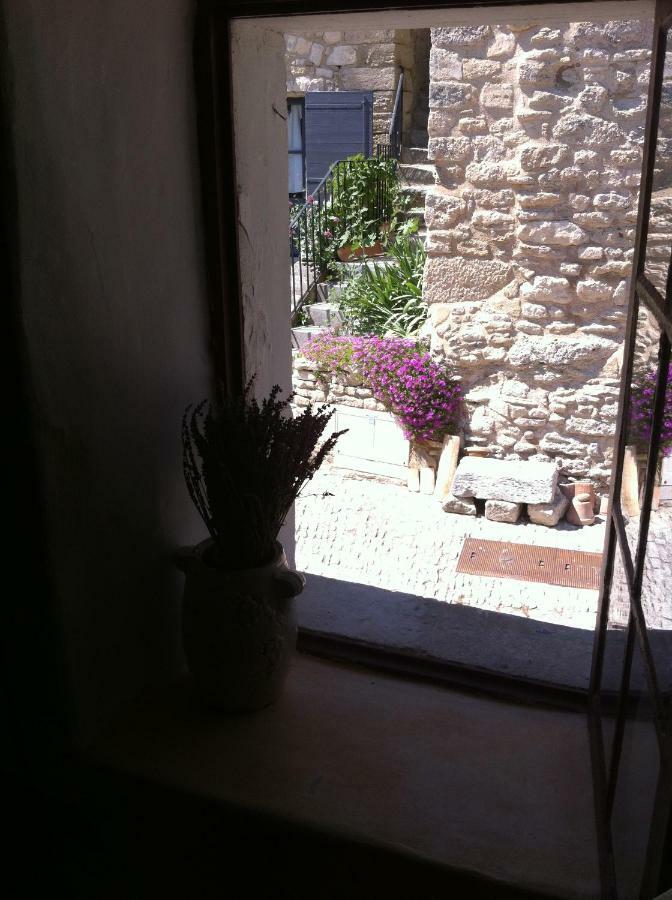 Rose Bed and Breakfast Bonnieux Εξωτερικό φωτογραφία